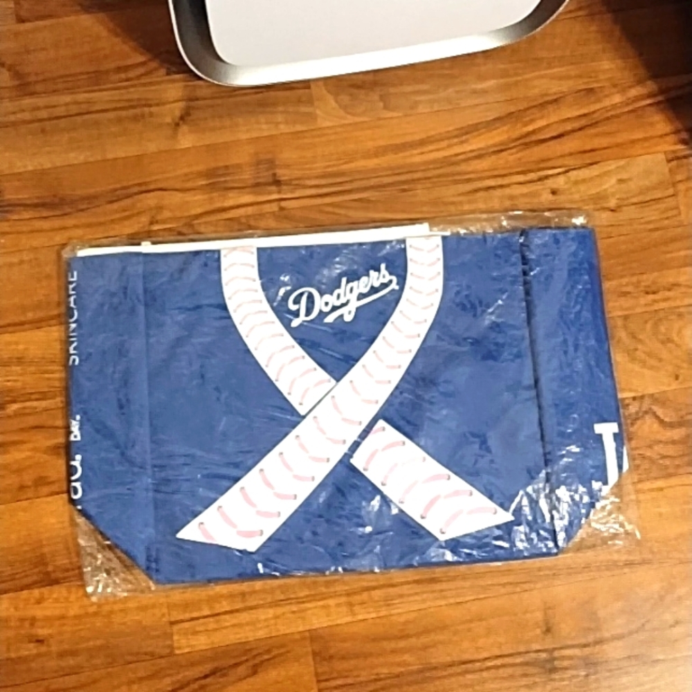NWOT Dodger Bag